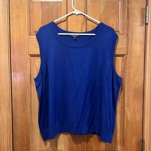 Cable & Gauge plus size women’s royal blue sleeveless sweater size 3X.